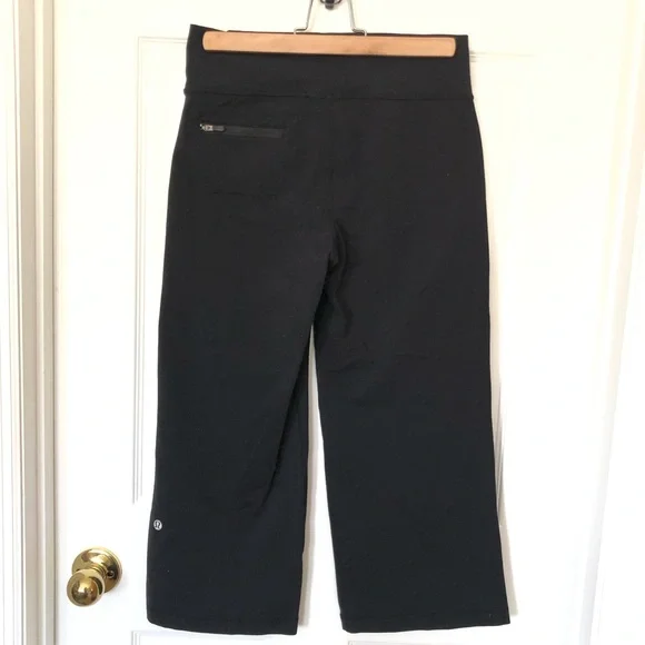 Lululemon Wide Leg Crops Sz 4 - Picture 2 of 12